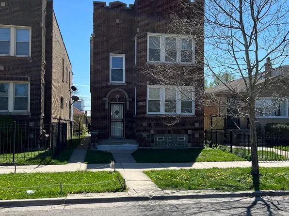 4421 W Iowa St, Chicago, IL 60651