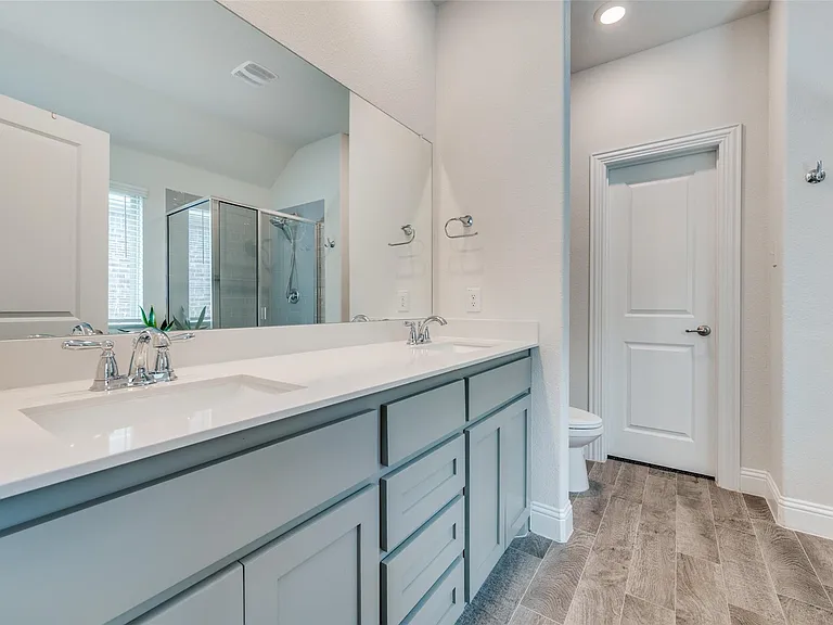 2937 Log Cabin Dr — Photo 19