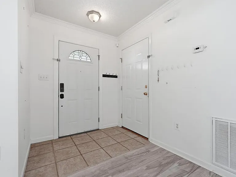 357 Timber Wind Dr — Photo 4