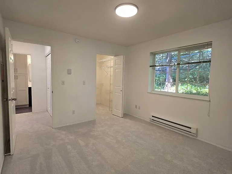 8545 166th Ave NE #D211 — Photo 3