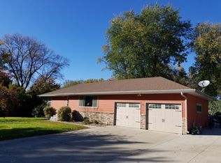 315 6th Ave NW, Watertown, SD 57201