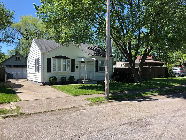 13603 Kirton Ave — Photo 28