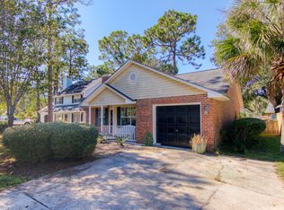 1386 W Point Dr, Mount Pleasant, SC 29466