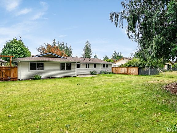 2nd image of 9224 59th Dr NE