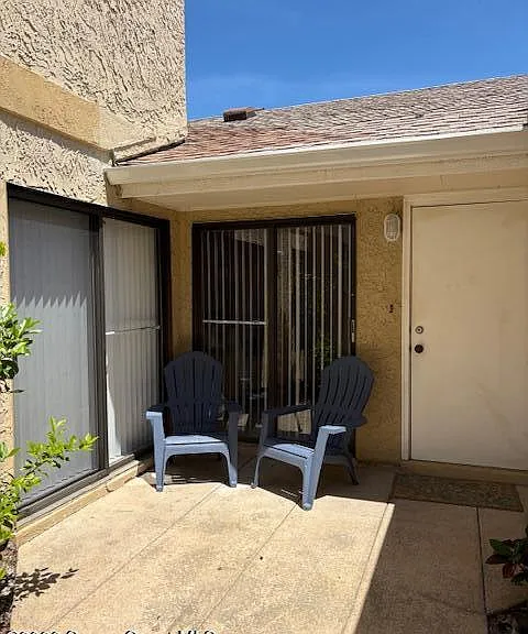 1471 Sheafe Ave NE #102 — Photo 3