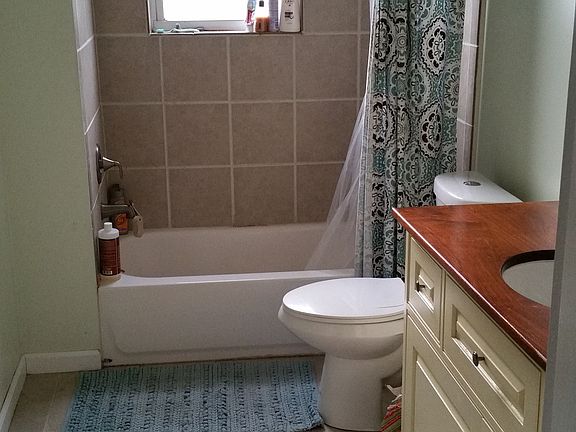 Upstairs bathroom