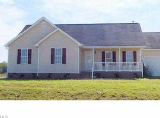 1605 Carriage Way Ct, Whitsett, NC 27215