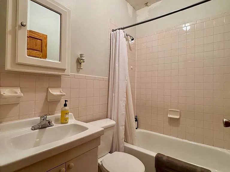 503 E 116th St #1 — Photo 12