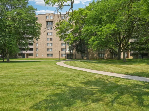 The Heights of Southfield Apartments