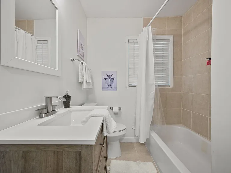 1346 Lorenzo Dr SW — Photo 10