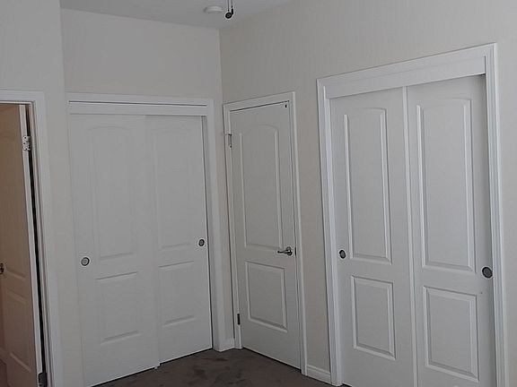 4th image of 10720 Garibaldi Dr