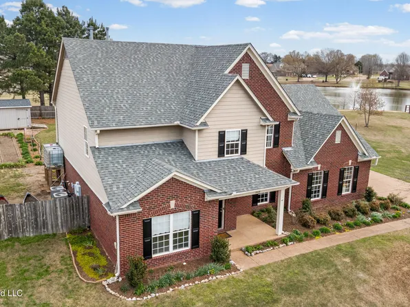 1808 Marcia Louise Dr, Southaven, MS 38672