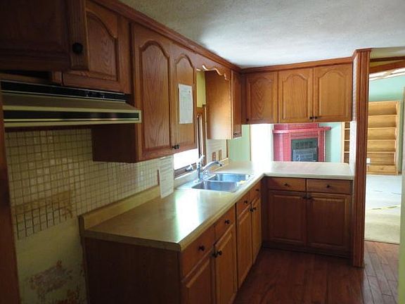 4th image of 13210 Long Lake Dr