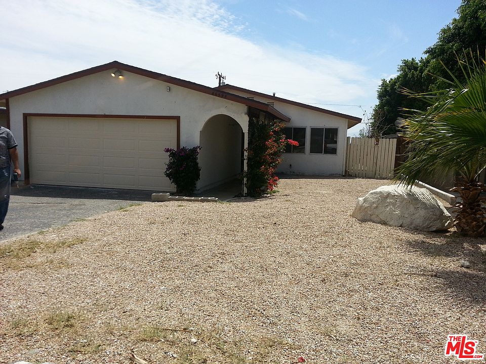 1st image of 66595 Cahuilla Ave