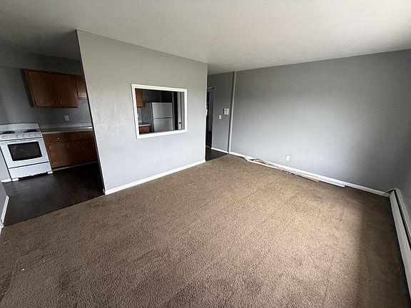 3rd image of 3151 Northwood Ave APT 23