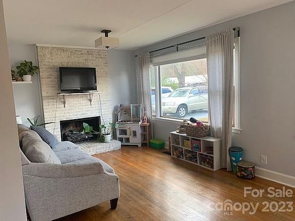 5th image of 501 Wickins Dr