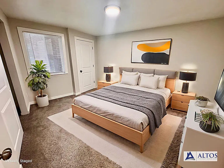 285 S Jay Street — Photo 17