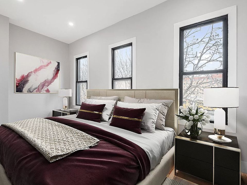 2nd image of 2050 Eastern Pkwy Unit 2