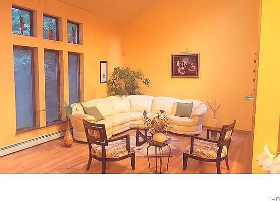 Formal living room 