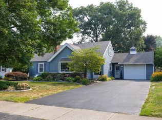 18 Glenbrook Rd, Rochester, NY 14616