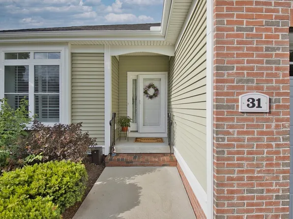 31 Wildwood Rd, Norfolk, MA 02056