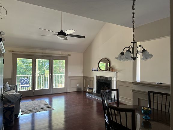 3rd image of 207 Village Cir W #207