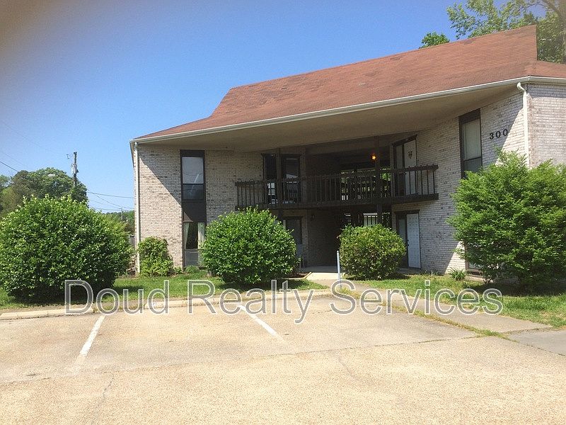 1st image of 300 Garcia Dr APT C