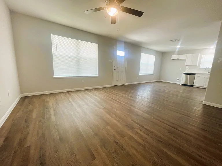 350 County Road 5105 — Photo 11
