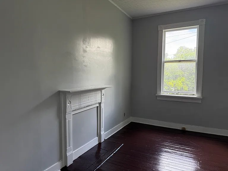 69 E Main St — Photo 5