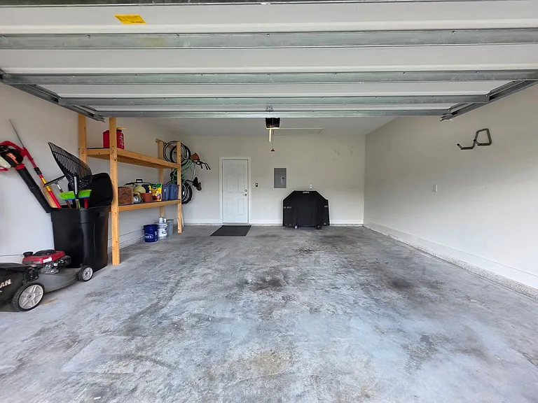 4570 Omaha Dr — Photo 44