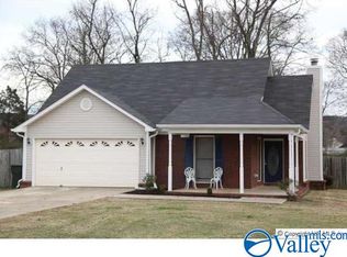 111 Clear Creek Dr, New Market, AL 35761