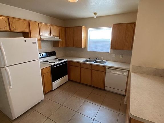 3rd image of 4204 Alan Kent Dr APT D
