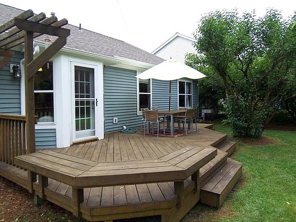 5th image of 4784 Coachford Dr