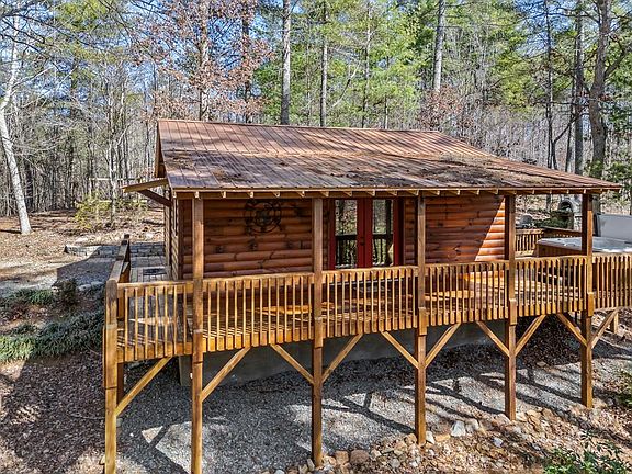 2nd image of 220 Moonlight Rdg