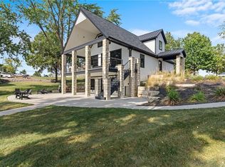 102 Angler Point, Gallatin, MO 64640