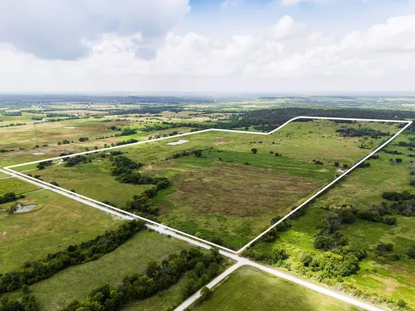 3067 County Road 2300, Independence, KS 67301