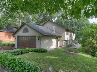 3916 Mapleton Ave, Spring Park, MN 55384