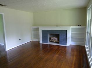 1106 E Brazos St, Palestine, TX 75801