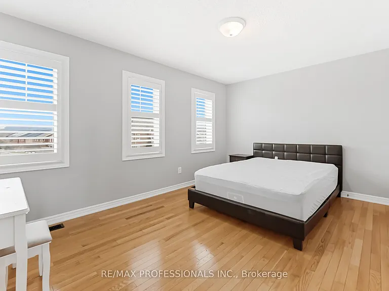 525 Scott Blvd — Photo 21
