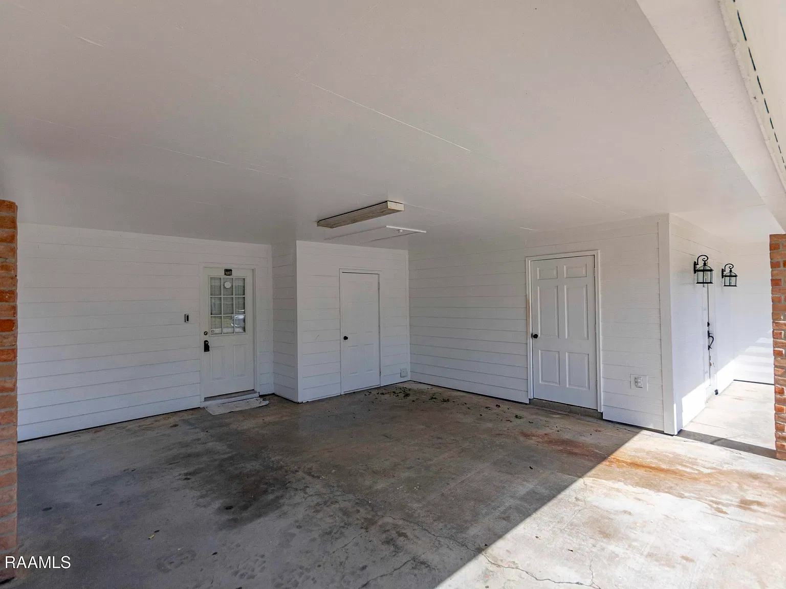 3 bed, 2.0 bath, 1700 sqft, $1,900 — Photo 4