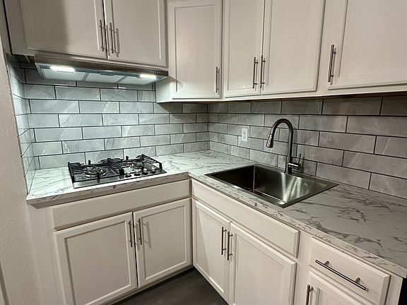 5th image of 16887 Wing Ln