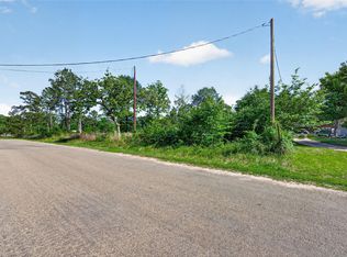 5616 Tall Pine Rd, Navasota, TX 77868