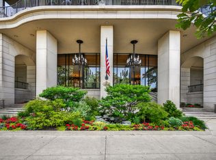 1040 N Lake Shore Dr APT 4A, Chicago, IL 60611