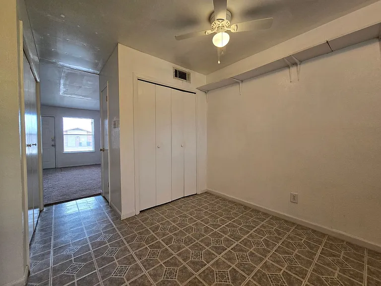 1305 Quail Cir #A — Photo 9
