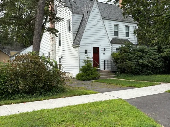 145 Belleclaire Ave, Longmeadow, MA 01106
