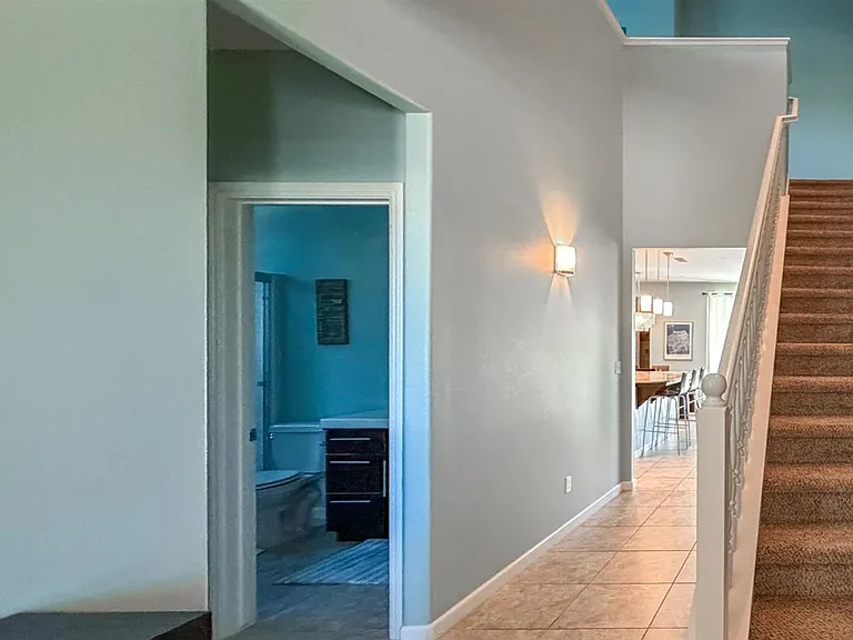 3060 Morris Ave — Photo 33