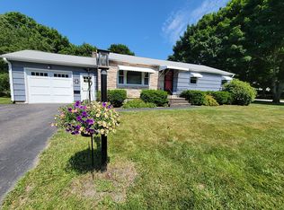 33 Arch St, Dover, NH 03820