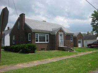 301 Lyncourt Dr, Syracuse, NY 13208