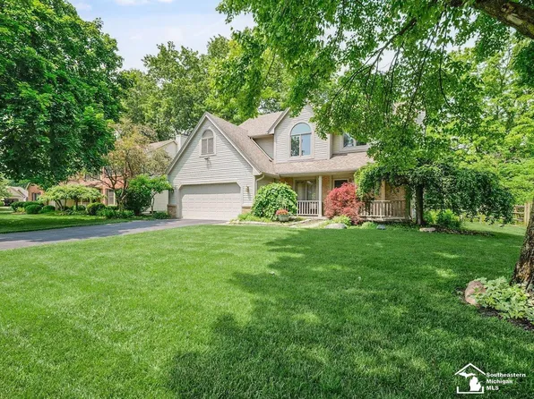 3436 Shadywood Dr, Lambertville, MI 48144