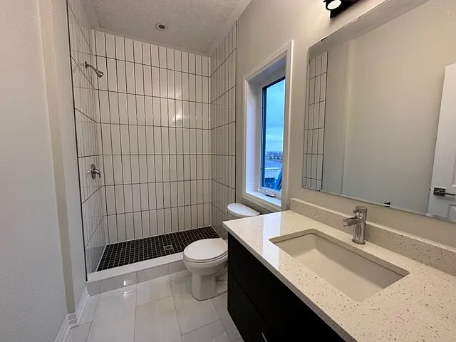 25 Isherwood Ave #D062 — Photo 10